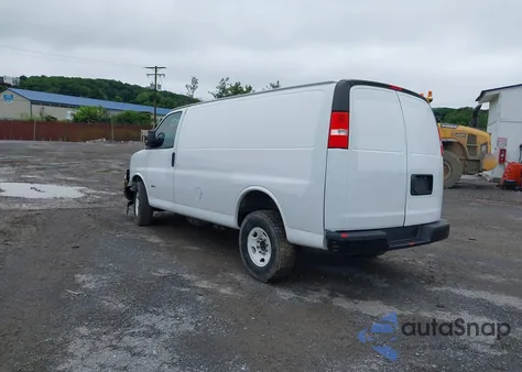 2022 Chevrolet Express Cargo Rwd 2500 Regular Wheelbase Wt из США, поврежденный, VIN 1GCWGAF17N1234665